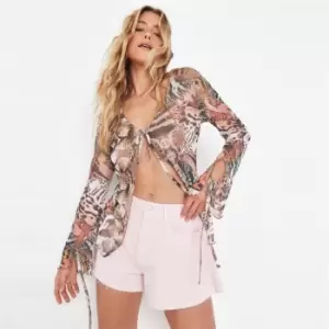 Image of Missguided Floaty Denim Shorts - Pink