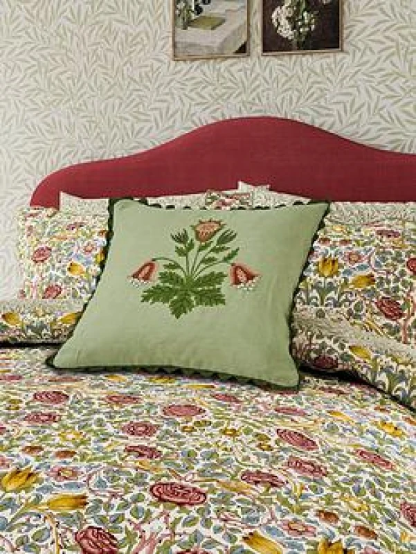 Image of Morris & Co Morris & Co 'Rose' Cotton Duvet Cover Set Size: Double Multi Double Unisex 5016709687126