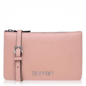 Image of Calvin Klein Must DBIZIPXb Zip Top Bag - ROSE TGW