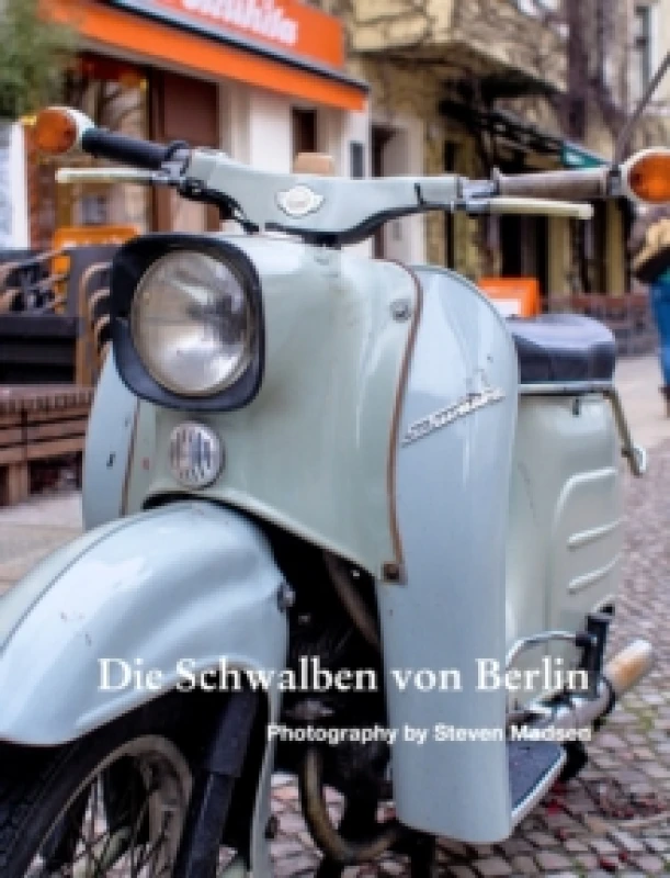 Image of Die Schwalben von Berlin Hardback