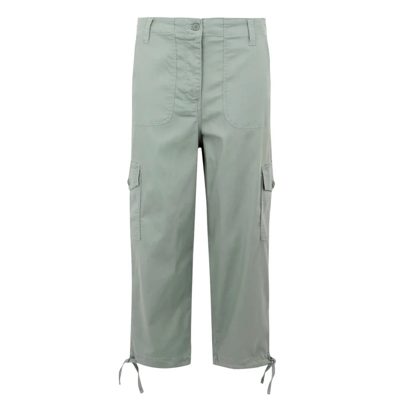 Image of Womens Trousers Regatta Shorebella Capri Vert Female 36