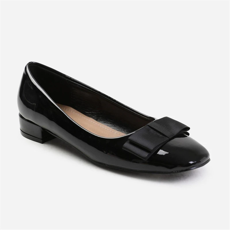Image of Where's That From 'Croatia' Pump With Bow Detail Black
