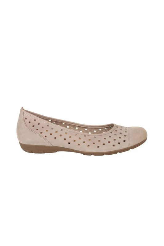Image of Gabor Womens 'Ruffle' Casual Shoes in Beige Size: 6.5 Beige Female 6.5