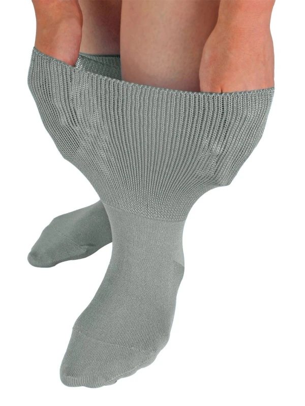 Image of Dr.Socks Dr.Socks Men 1 Pack Extra Wide Bamboo Oedema Socks in Grey Size: 12-14 Grey 12-14 Male 5060910922286