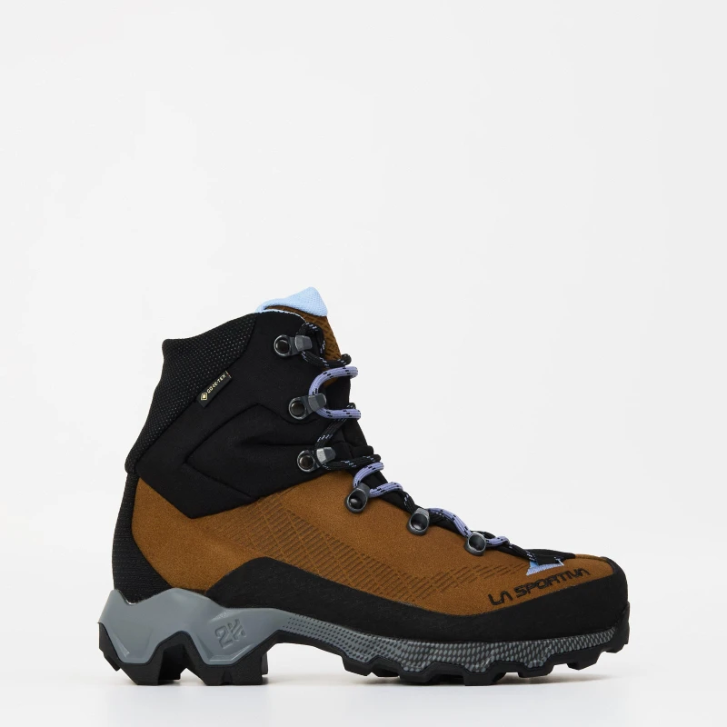 Image of Womens hiking shoes La Sportiva Aequilibrium Trek GTX Marron Female 38