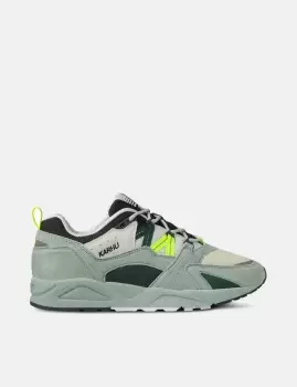 Image of Karhu Fusion 2.0 Trainers - Pigeon/June Bug