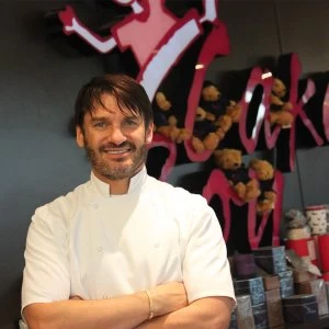 Image of Red Letter Days Cupcake Decorating For Two At Cake Boy