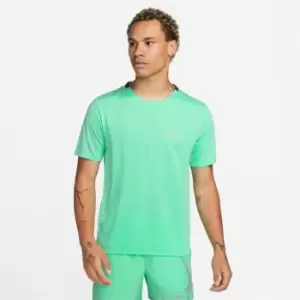 Image of Nike Dri-FIT Run Division Rise 365 Mens Flash Short-Sleeve Running Top - Green