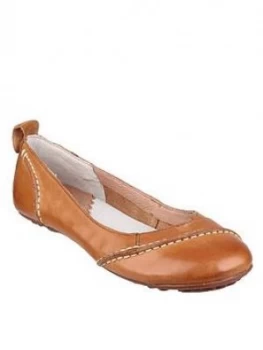 Image of Hush Puppies Janessa Ballerina Pumps - Tan