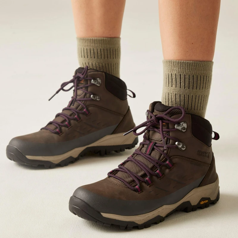 Image of Womens hiking shoes Regatta Blake Mid Marron Female 40
