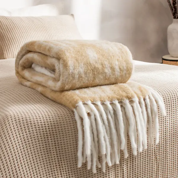 Image of Caernarforn Throw Toffee