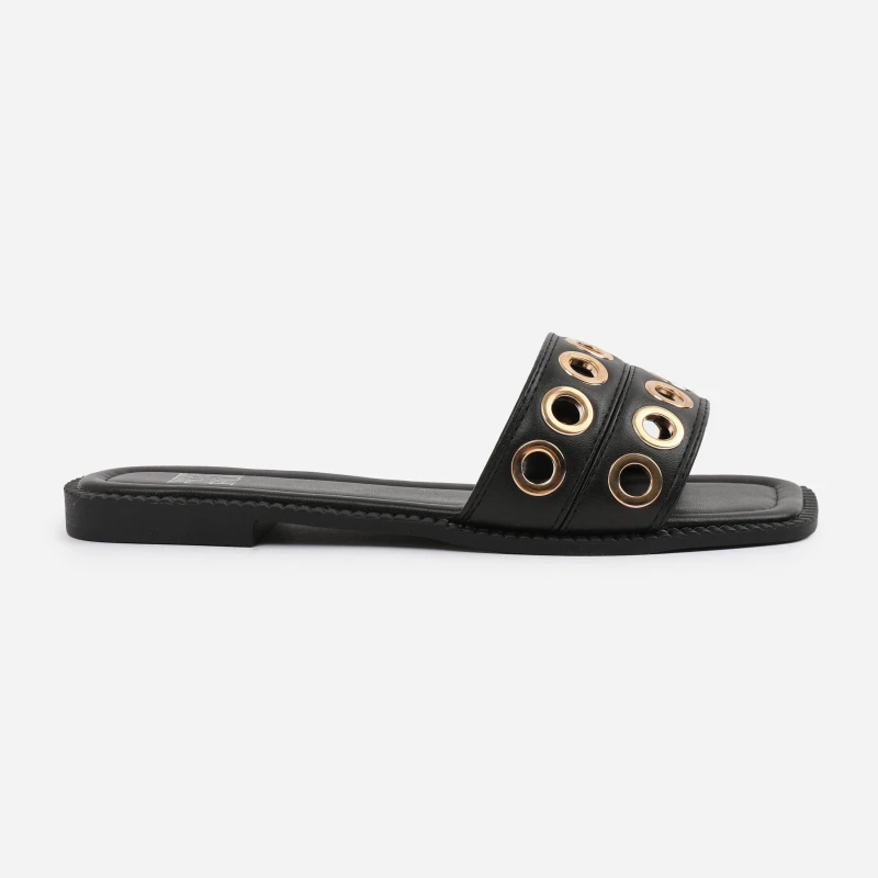 Image of Wheres That From Wheres That From Black PU Bonnie Flatform Sandal Black 5