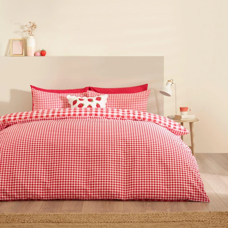 Image of Catherine Lansfield Bamford Gingham Check Duvet Cover Bedding Set Red