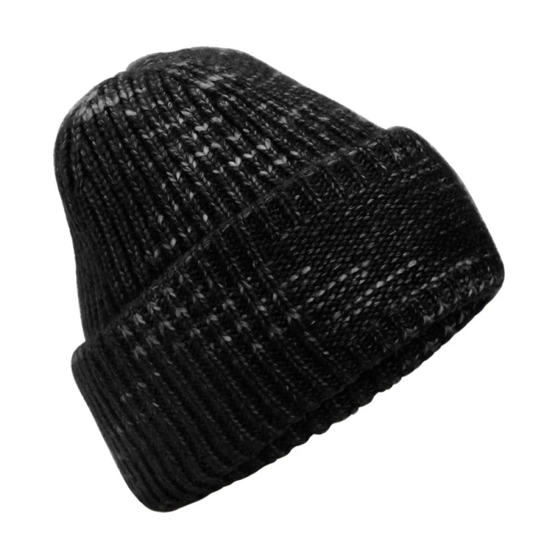 Image of Beechfield Beechfield Men Chunky Knit Reverse Patch Beanie in True Black True Black One Size Male 5063693967987