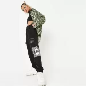 Image of Missguided Petite graphic jogger - Black