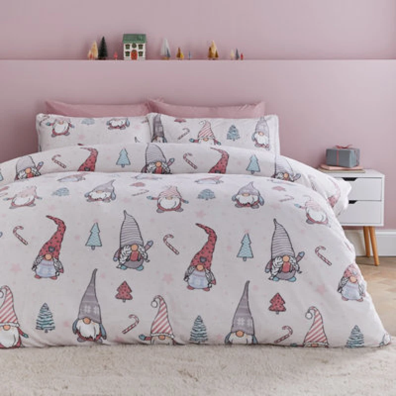 Image of Catherine Lansfield Catherine Lansfield 'Christmas Festive Gnomes' Cosy Fleece Single Duvet Cover Set in Pink Size: Double Pink Double Unisex 505768