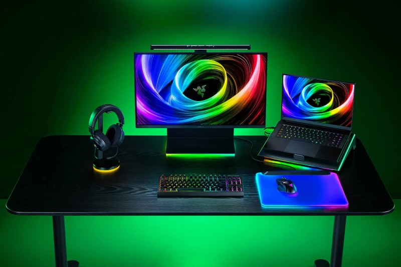 Image of Razer Razer BlackWidow V4 Tenkeyless HyperSpeed keyboard Gaming USB + RF Wireless + Bluetooth QWERTY UK International Black RZ03-05480300-R3W1