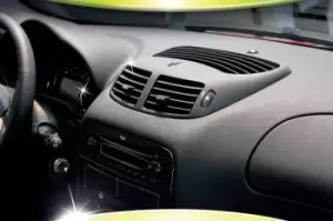 Image of Michelin Synthetic Material Cleaner 009449