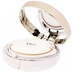 Image of Dior Dreamskin Moist and Perfect Cushion SPF50 025 2 x 15g