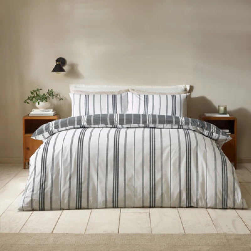 Image of Catherine Lansfield Harbour Stripe Duvet Cover Bedding Set Black