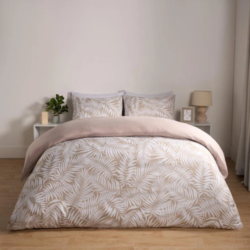 Image of OHS OHS Tropical Leaf Duvet Cover Reversible Bedding Set in Natural Size: King Natural King Unisex 5027434199693