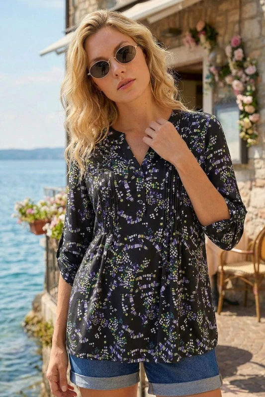 Image of Roman Womens Abstract Print Pintuck Stretch Top in Lime Size: 12 Lime Female 12