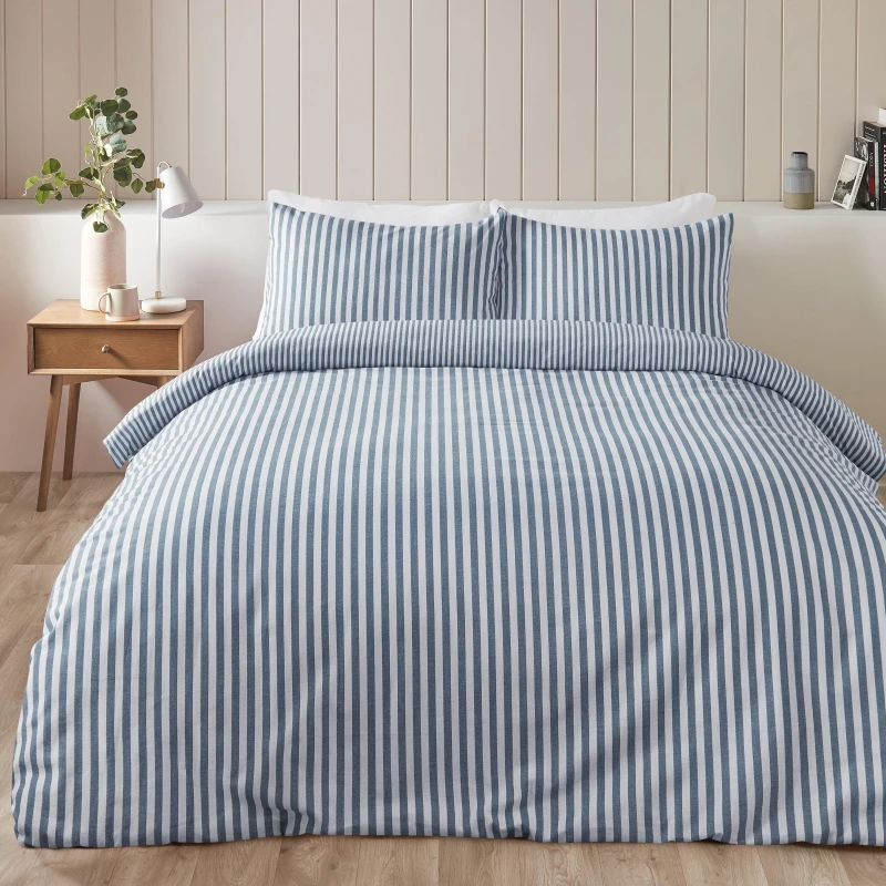 Image of Catherine Lansfield Catherine Lansfield 'Brushed Cotton Stripe' Duvet Cover Set in Navy Size: King Navy King Unisex 5057681185361