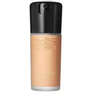 Image of MAC Studio Radiance Serum Powered Foundation 30ml (Various Shades) - C 4