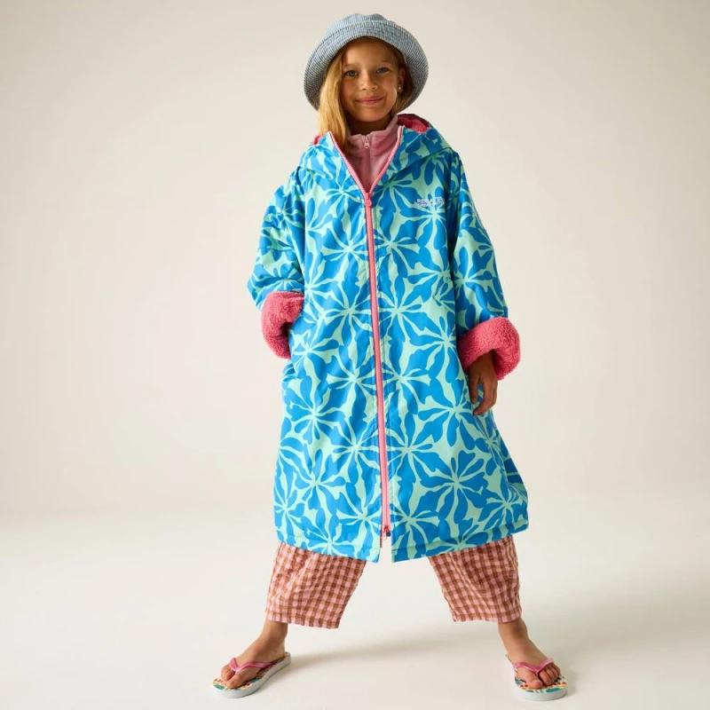 Image of Regatta Junior Waterproof Changing Robe in Turquoise Size: 3-5 Turquoise Unisex 3-5