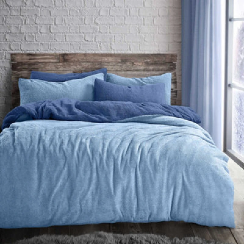Image of Velosso Plain Teddy Warm & Cosy Duvet Cover & Pillowcase Set in Blue Size: King Blue Unisex King
