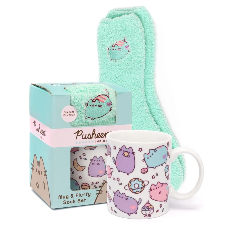 Image of Pusheen Mug and Sock Gift Set Green female