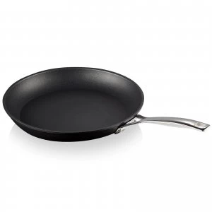 Image of Le Creuset Toughened Non Stick Shallow Frying Pan - 30cm
