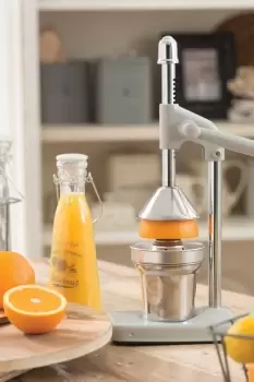 Image of Living Nostalgia ZF2982203 1.5L Manual Heavy Duty Juicer