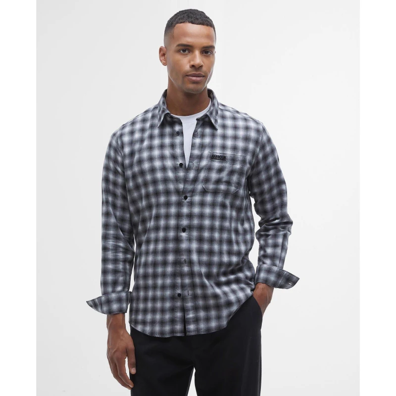Image of Barbour International Richer Regular Long-Sleeved Shirt - Black XL