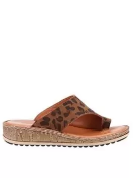 Image of Hush Puppies Elissa Toepost Sandal, Leopard, Size 4, Women