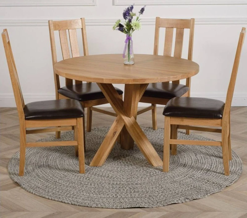 Image of Thats Furniture Oregon Round Oak Dining Table & 4 Princeton Chairs in Brown Brown Unisex