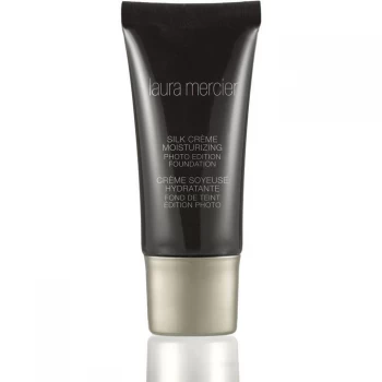 Image of Laura Mercier Silk Creme Moisturizing Photo Edition Foundation - 2C1 ECRU