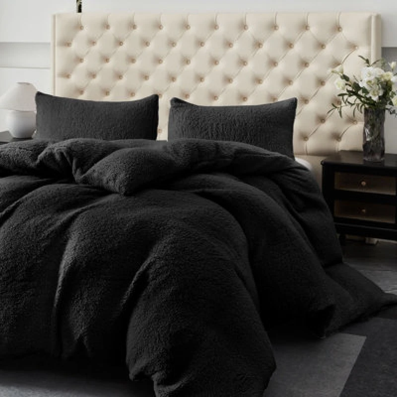 Image of Ezysleep Ezysleep Winter Warm Soft Teddy Fleece Duvet Set in Black Size: Double Black Double Unisex 0721545366504