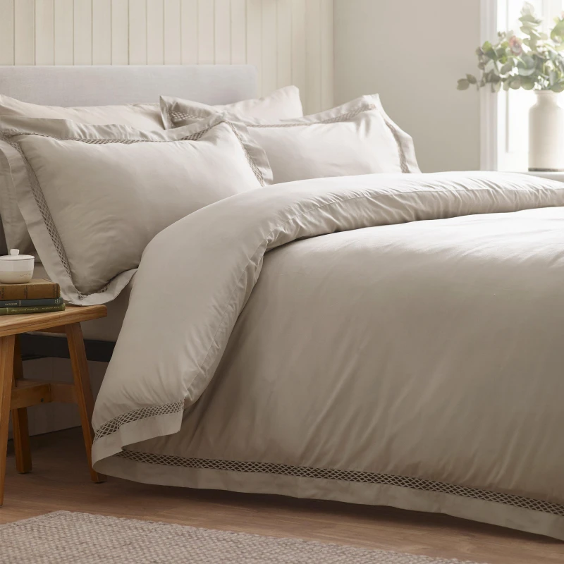 Image of Catherine Lansfield Catherine Lansfield 'Classic Lattice Lace' Duvet Cover Set in Natural Size: Single Natural Single Unisex 5057681190051