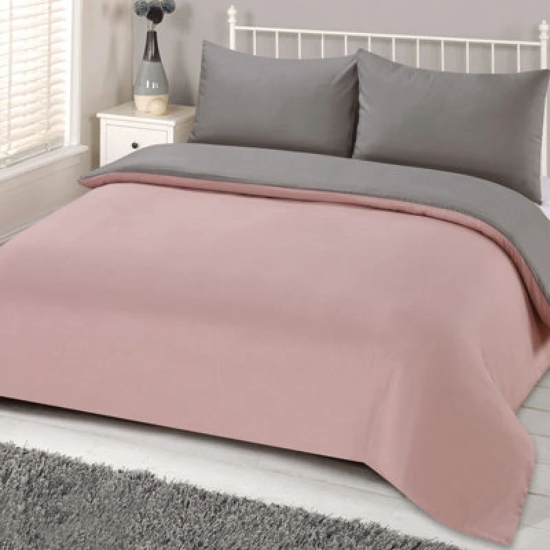 Image of OHS OHS Plain Dyed Reversible Duvet Cover Cover with Pillowcase Set in Light Pink Size: Single Light Pink Single Unisex 5027434119844