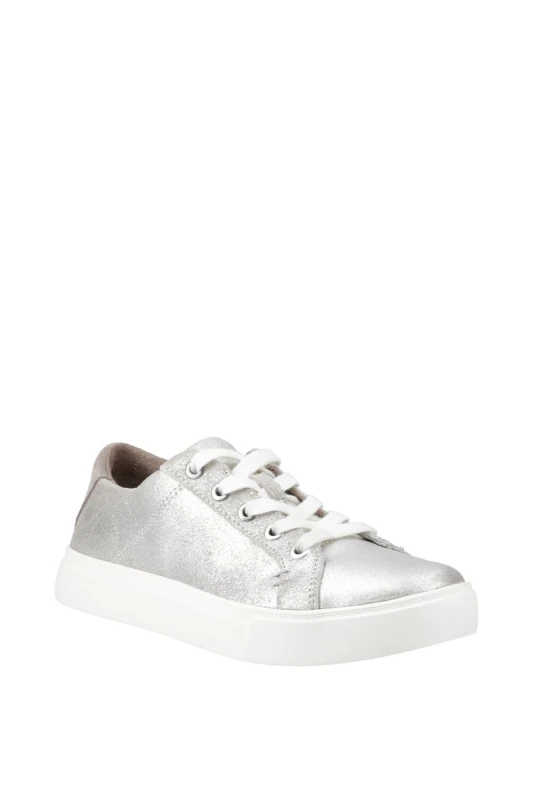 Image of TOMS Womens Kameron Trainer in Silver Size: 8 Silver Female 8