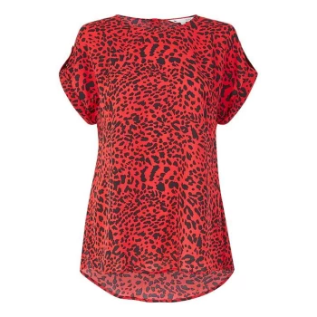 Image of Yumi Curves Red Animal Print Short Sleeve Top - Red