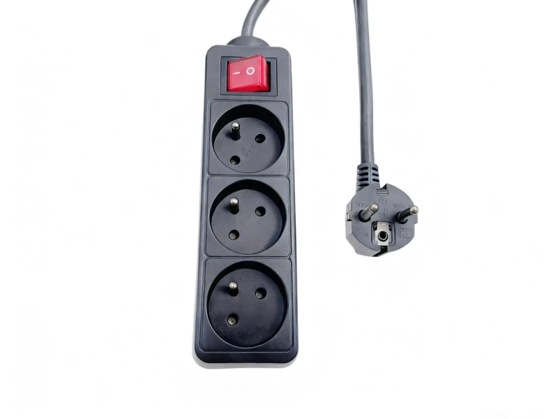 Image of Microconnect MC-PSOO030150FRB power extension 1.5 m 3 AC outlet(s) Ind