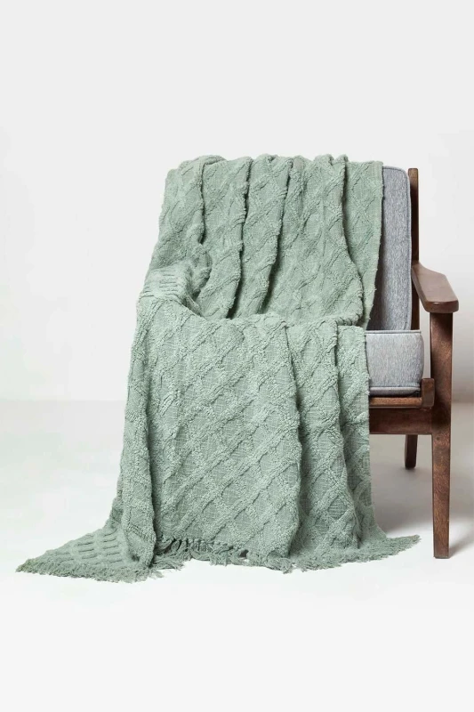 Image of Homescapes Diamond Cotton Tufted Throw Green