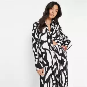 Image of Missguided Longline Oversized Shirt Mono - Multi