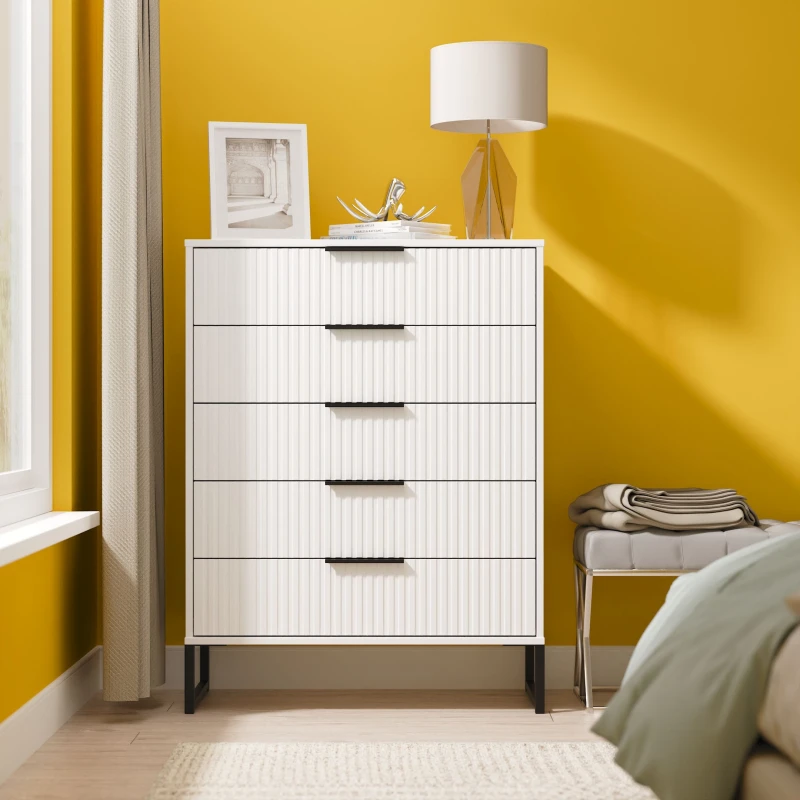 Image of Ready Assembled 2 U Menai 5 Drawer Chest (Ready Assembled) in White Size: Large White Unisex Large