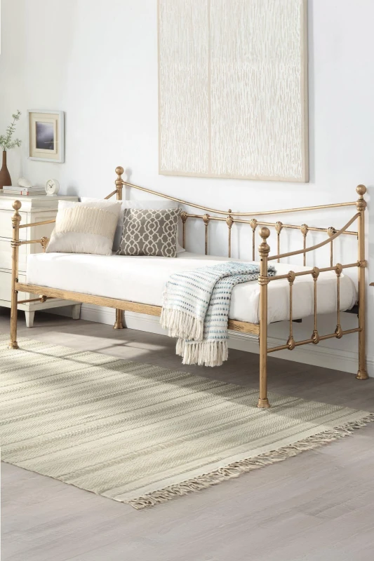 Image of Slumberworx Newnham Classic Victorian Style Living Room Bedroom Brass Metal Day Bed Frame, Gold 5055744841803