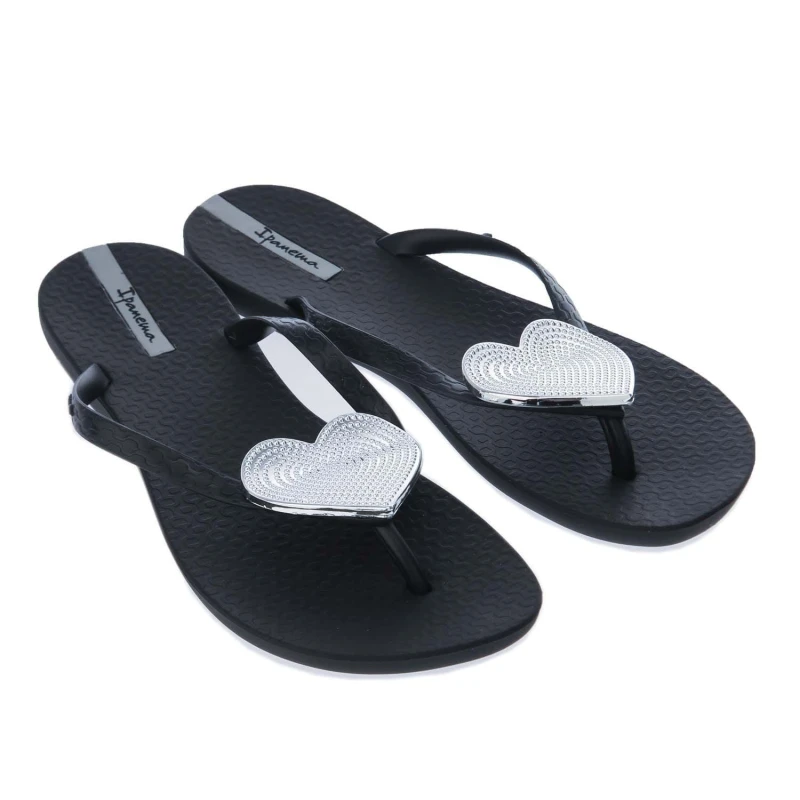 Image of Ipanema Maxi Heart Sandals - Black 3