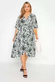 Image of Short Sleeve Wrap Dress