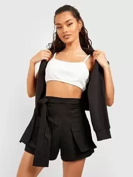 Image of Boohoo Tie Waist Cargo Pocket Short - Black, Size 6, Women